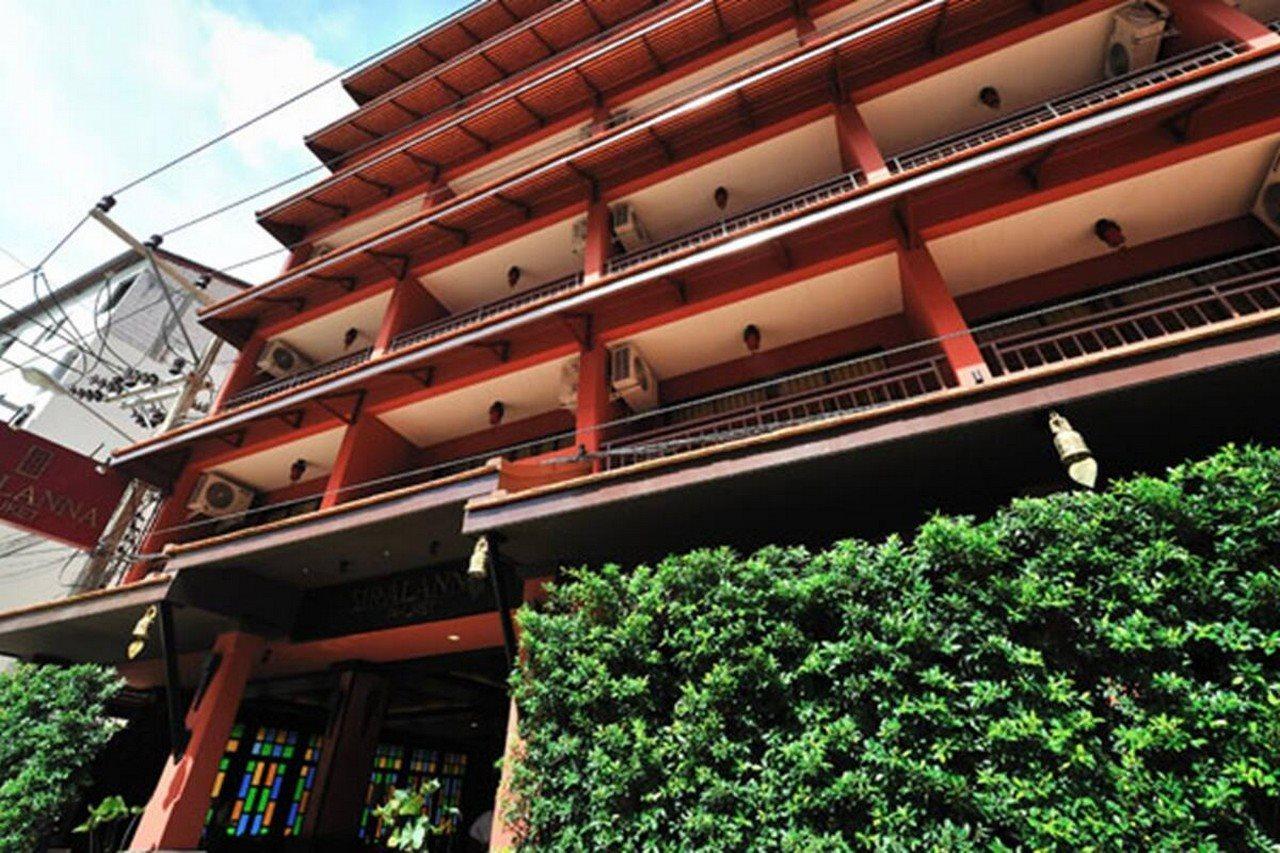 Siralanna Hotel Patong Exterior foto