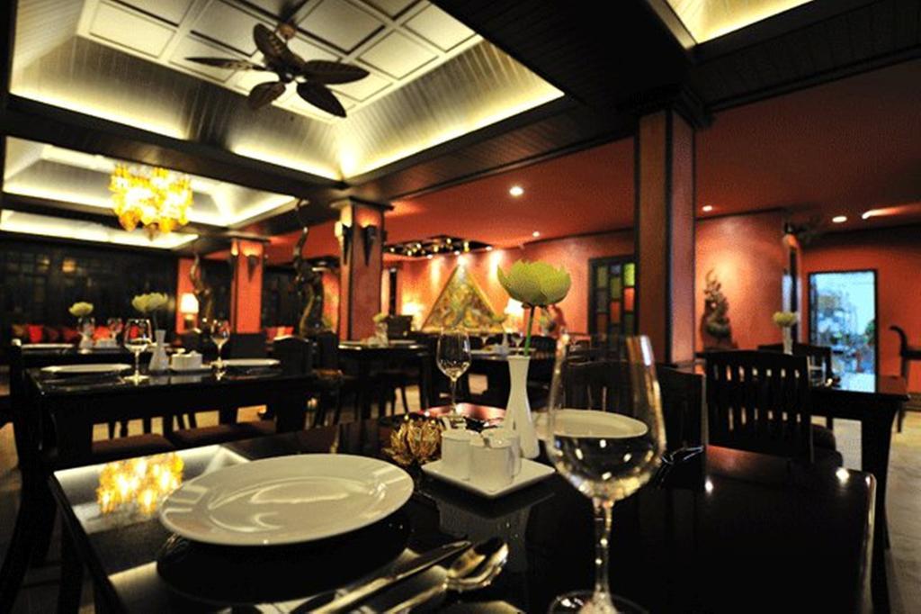 Siralanna Hotel Patong Exterior foto